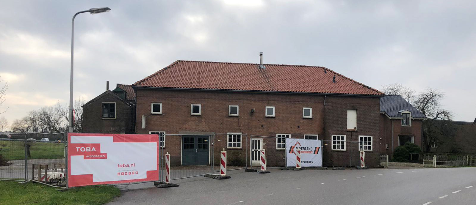 Oud Bodegraafseweg Doordacht Rien Schakel - start bouw met bouwhekdoek