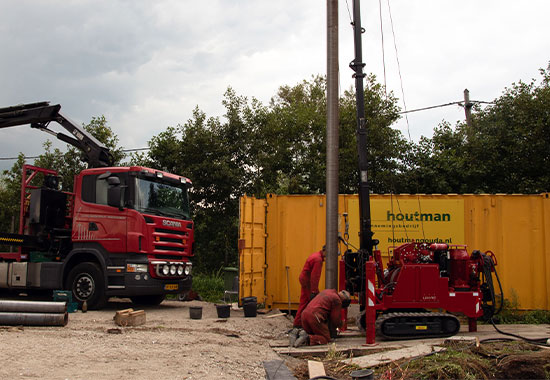 Heiwerkzaamheden villa aan de Platteweg in Reeuwijk